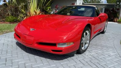 Corvette Convertible RWD – 450 €