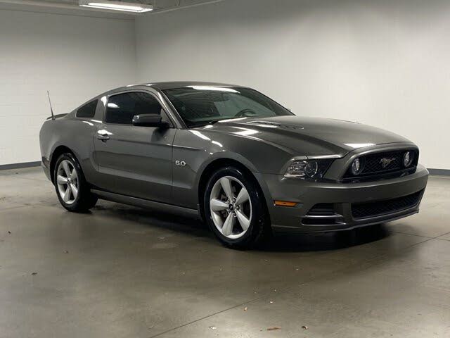 Mustang GT Premium Coupe  – 440 €