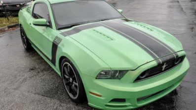 Mustang Boss 302 Coupe RWD – 416 €